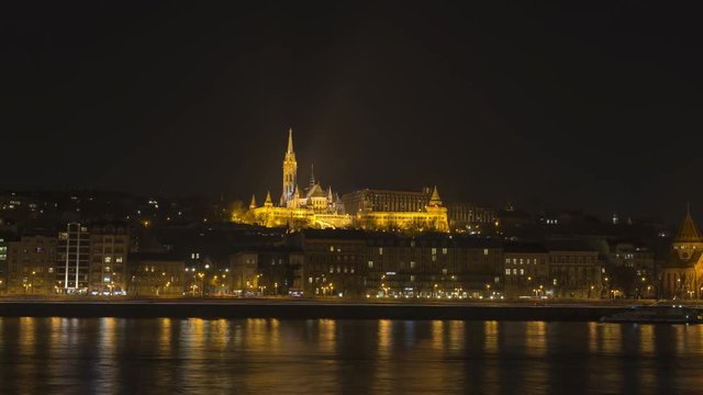Hyperlapse/Moving timelapse of Mathias Church at night
