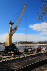 Fototapeta na wymiar Cranes at the port in winter