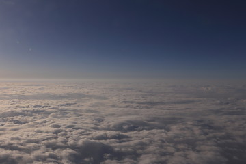 Fototapeta na wymiar 雲の上