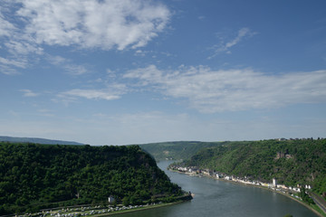 Fototapeta na wymiar Rhein bei St. Goarshausen 