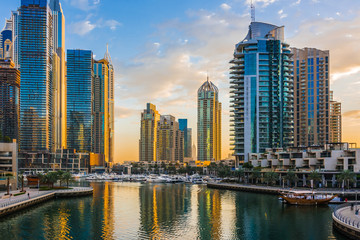 Obraz na płótnie Canvas Modern residential architecture of Dubai Marina, UAE