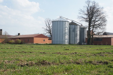 silo, farm, agriculture, storage, sky, grain, building, industry, field, factory, silos, farming, metal, tank, food, industrial, plant, blue, steel, corn, landscape, silver, 