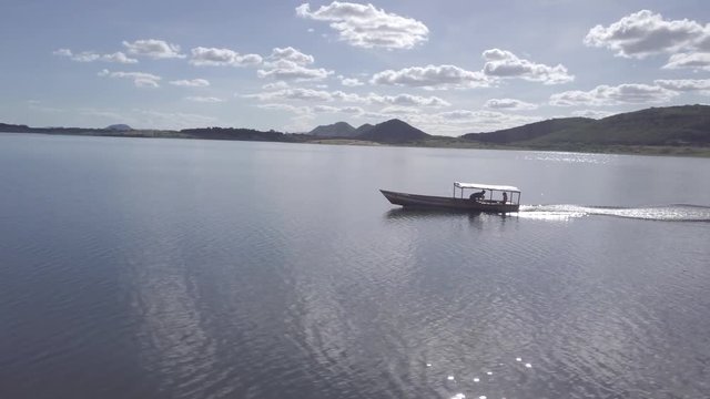Pescador em A&ccedil;ude