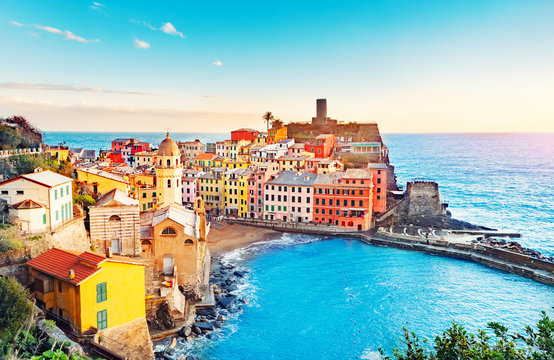 Panorama of Vernazza, national park Cinque Terre, Liguria, Italy, Europe. Colorful villages