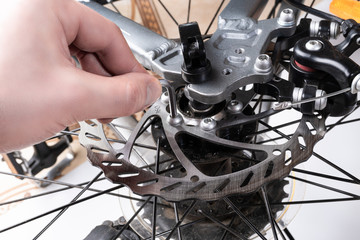 disc brakes on the bike. mountain bike repair