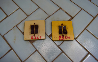 Dirty soviet switches 220V