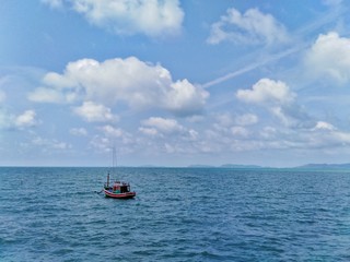 Obraz premium Fishing boats in the sea