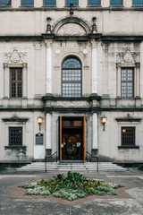 Fototapeta na wymiar Exterior of the Houston Public Library, in downtown Houston, Texas
