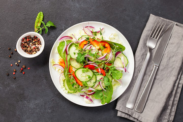 Fototapeta na wymiar Fresh vegetable salad