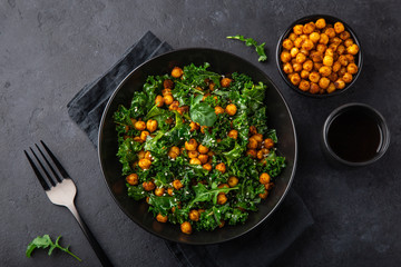 vegan healthy kale and roasted chickpeas salad