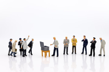 Miniature people : Counting votes from people, image use for Elections, Announcements, Candidates Selection To represent the prime minister.