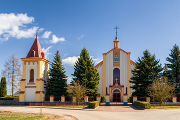 Kościół Wniebowzięcia Najświętszej Maryi Panny w Waniewie nad Narwią © podlaski49