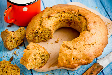 Carrot bundt cake with raisin and orange, Easter treat idea