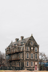 Fototapeta na wymiar An abandoned historic building in Baltimore, Maryland