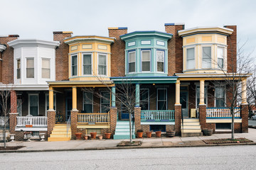 Colorful brick row houses in Charles Village, Baltimore, Maryland - obrazy, fototapety, plakaty