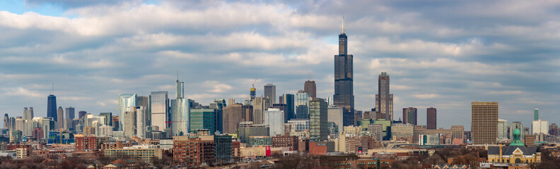 Fototapeta na wymiar Panoramic view of the skyline of Chicago.