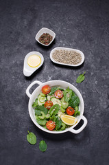 Salad of raw vegetables
