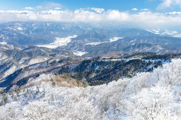 Fototapeta na wymiar 奥飛騨雪景色