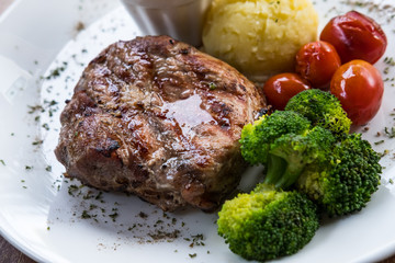 pork stake with vegetable
