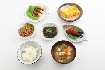 おいしそうな和風朝食