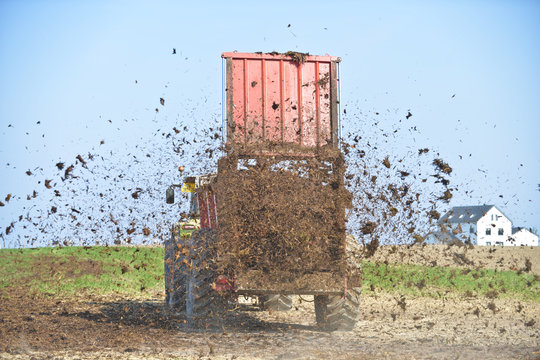 culture agriculture epandage fumier fertilisation planete
