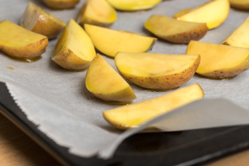 fresh raw potato splits