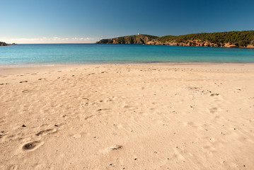 Fototapeta na wymiar Spiaggia di Tuerredda, Sardegna, Italia