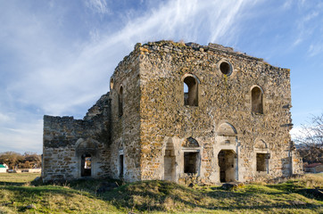 ruins of ancient mosque