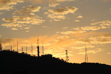 Fototapeta na wymiar Nascer do sol no Morro da Cruz, cidade de Florianópolis, estado de Santa Catarina, Brasil