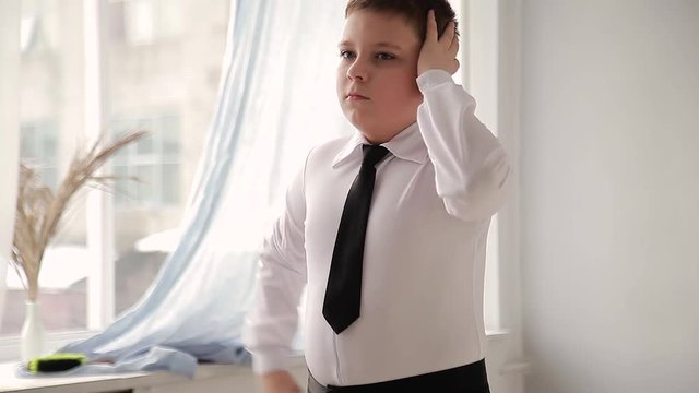 Funny fat boy dance