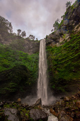 Fototapeta na wymiar Waterfall Coban rondo Indonesia Java