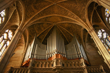 Huge pipe organ in a cathedral