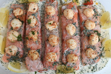 Lachs mit Mozzarella überbacken