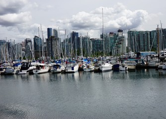 Fototapeta na wymiar Boats in Vancouver