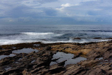 Obraz premium rock coast of the sea