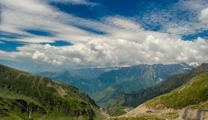 Rohtang Pass, valley of himalayas