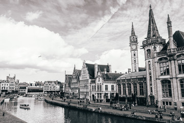 Die Graslei in der Altstadt von Gent