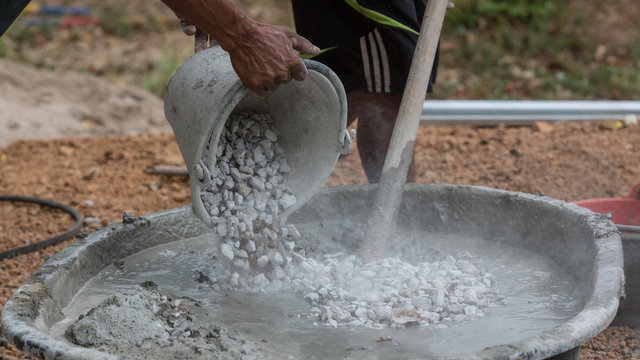  Mixing cement mortar is mixing