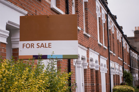 Estate Agent 'For Sale' sign board