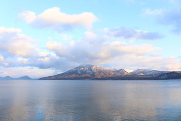 Obraz premium 支笏湖