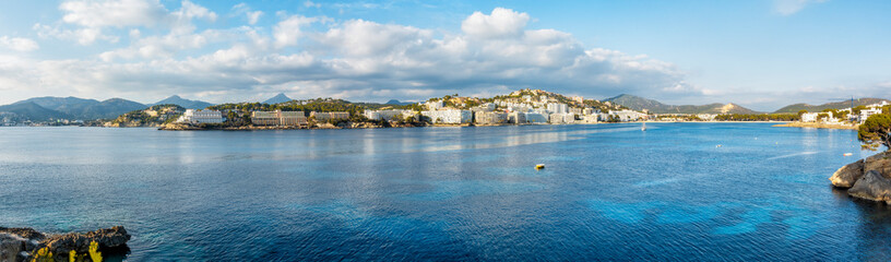 Fototapeta premium Panorama der Bucht von Santa Ponça, Mallorca