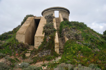 Fortificazioni militari abbandonate di Capo Altano