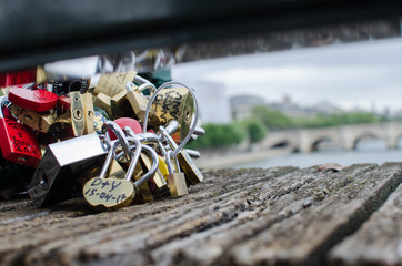 París puente de los enamorados