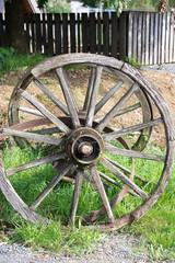 Alte Holzspeichenräder