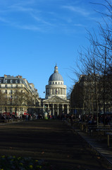Fototapeta na wymiar Dôme du panthéon de Paris