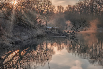 Warmer. March tints on Istra river.