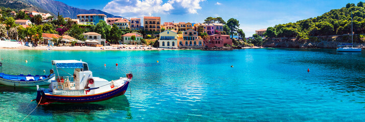 Beautiful colorful Greece series - coastal village Assos in Kefalonia island - obrazy, fototapety, plakaty