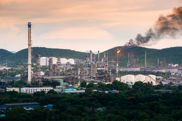 Naklejka premium Aerial view of Oil and gas industry - refinery at twilight