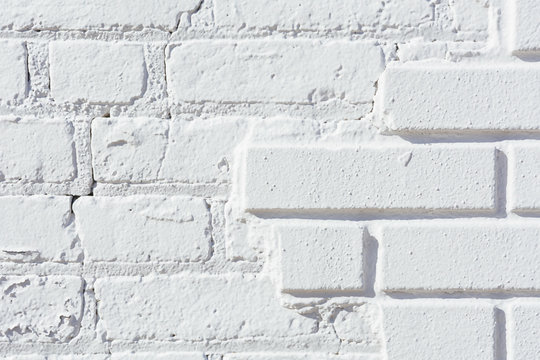 Fototapeta Old brick wall painted white