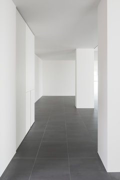 empty room and white walls